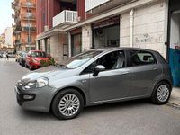 Usata Fiat Grande Punto 75 CV (55 kW) 2011 Grigio Utilitaria