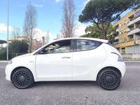 Usata Lancia Ypsilon Silver 69 CV (50 kW) 2021 Utilitaria