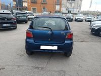 Usata Toyota Yaris Sol 67 CV (49 kW) 2003 Blu Utilitaria