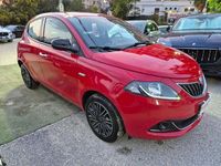Usata Lancia Ypsilon 69 CV (50 kW) 2023 Rosso Utilitaria