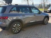 Usata Mercedes GLB180 Business 116 CV (85 kW) 2022 Grigio scuro SUV