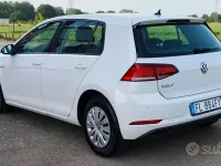 Usata VW Golf VII Trendline 110 CV (80 kW) 2017 Bianco Berlina