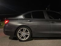 Usata BMW 320 Comfort Edition 184 CV (135 kW) 2013 Grigio Berlina