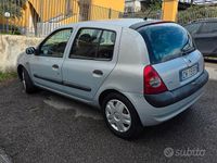 Usata Renault Clio II 2001 Grigio Berlina