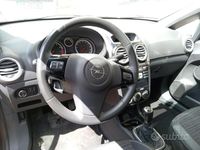 Usata Opel Corsa 85 CV (62 kW) 2014 Nero Berlina