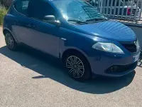 Usata Lancia Ypsilon 95 CV (69 kW) 2018 Bluazzurro Utilitaria