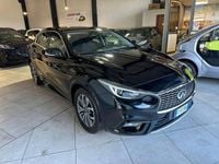 Usata Infiniti Q30 Business 109 CV (80 kW) 2019 Nero Berlina