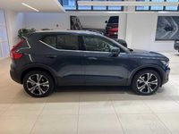 Usata Volvo XC40 132 CV (97 kW) 2021 Blu SUV