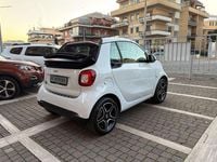 Usata Smart ForTwo Electric Drive Prime 60 kW (82 CV) 2020 Bianco Cabrio