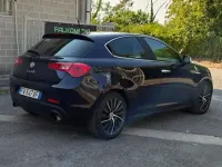 Usata Alfa Romeo Giulietta Quadrifoglio Verde 235 CV (172 kW) 2013 Blu/azzurro Utilitaria
