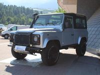 Usata Land Rover Defender SE 122 CV (89 kW) 2006 Argento SUV