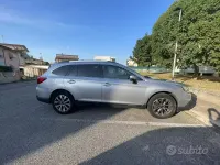 Usata Subaru Outback 150 CV (110 kW) 2016 Grigio Station wagon