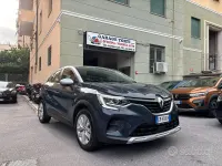 Usata Renault Captur Techno 101 CV (74 kW) 2023 Grigio SUV