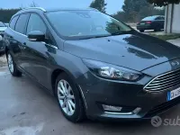 Usata Ford Focus Business Edition 120 CV (88 kW) 2017 Grigio Station wagon