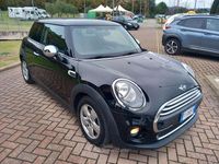 Usata Mini One Clubman Business 95 CV (69 kW) 2016 Nero Station wagon