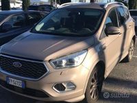 Usata Ford Kuga Vignale 150 CV (110 kW) 2019 Beige SUV