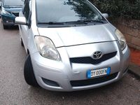Usata Toyota Yaris 2009 Grigio Berlina