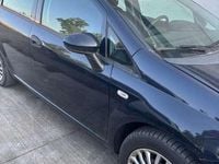 Usata Fiat Punto Street 77 CV (56 kW) 2016 Nero Utilitaria