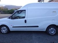 Usata Fiat Doblò 104 CV (76 kW) 2015 Bianco Monovolume