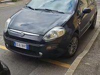 Usata Fiat Grande Punto 75 CV (55 kW) 2011 Nero Utilitaria