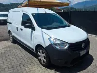 Usata Dacia Dokker Ambiance 82 CV (60 kW) 2015 Bianco Monovolume