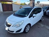 Usata Opel Meriva 101 CV (74 kW) 2011 Bianco Monovolume