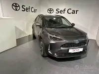 Usata Toyota Yaris Cross Lounge 116 CV (85 kW) 2022 Grigio SUV