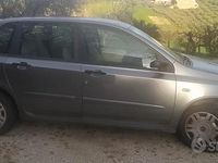 Usata Fiat Stilo 80 CV (58 kW) 2004 Grigio Berlina
