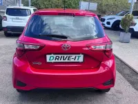 Usata Toyota Yaris Active 72 CV (52 kW) 2019 Rosso Berlina
