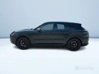 Usata Porsche Cayenne 353 CV (259 kW) 2024 Nero metallizzato SUV