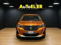 Usata Peugeot 2008 Allure 101 CV (74 kW) 2023 Arancione SUV