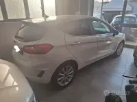 Usata Ford Fiesta Titanium 86 CV (63 kW) 2019 Bianco Utilitaria