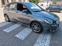 Usata Mercedes B200 140 CV (102 kW) 2013 Grigio Utilitaria