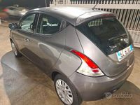 Usata Lancia Ypsilon 69 CV (50 kW) 2015 Utilitaria
