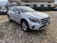 Usata Mercedes GLA200 136 CV (100 kW) 2019 Argento SUV