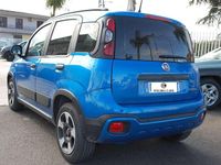 Usata Fiat Panda Cross Cross 69 CV (50 kW) 2024 Blu/azzurro Utilitaria