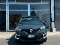 Usata Renault Captur Initiale Paris 90 CV (66 kW) 2018 Bluazzurro SUV