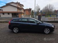 Usata Volvo V60 Momentum 114 CV (83 kW) 2014 Blu Station wagon
