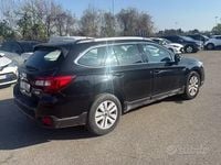 Usata Subaru Outback Style 150 CV (110 kW) 2015 Nero Station wagon