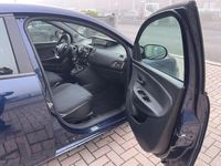 Usata Lancia Ypsilon Platinum 69 CV (50 kW) 2020 Blu Utilitaria