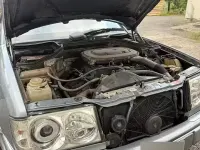 Usata Mercedes 200 122 CV (89 kW) 1990 Grigio Station wagon