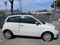 Usata Lancia Ypsilon 60 CV (44 kW) 2008 Bianco Utilitaria
