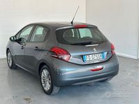 Usata Peugeot 208 81 CV (59 kW) 2016 Grigio Utilitaria