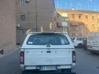 Usata Nissan Navara 103 CV (75 kW) 2000 Bianco Pick-up
