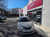 Usata Lancia Ypsilon Gold 69 CV (50 kW) 2016 Beige Utilitaria