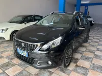 Usata Peugeot 2008 Active 82 CV (60 kW) 2017 Nero SUV