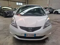 Usata Honda Jazz 90 CV (66 kW) 2009 Bianco Utilitaria