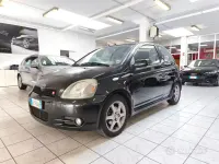 Usata Toyota Yaris Sport 106 CV (77 kW) 2002 Nero Berlina
