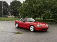 Usata Mazda MX5 110 CV (80 kW) 1999 Rosso Cabrio