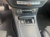 Usata Mercedes B200 AMG 136 CV (100 kW) 2017 Grigio Monovolume